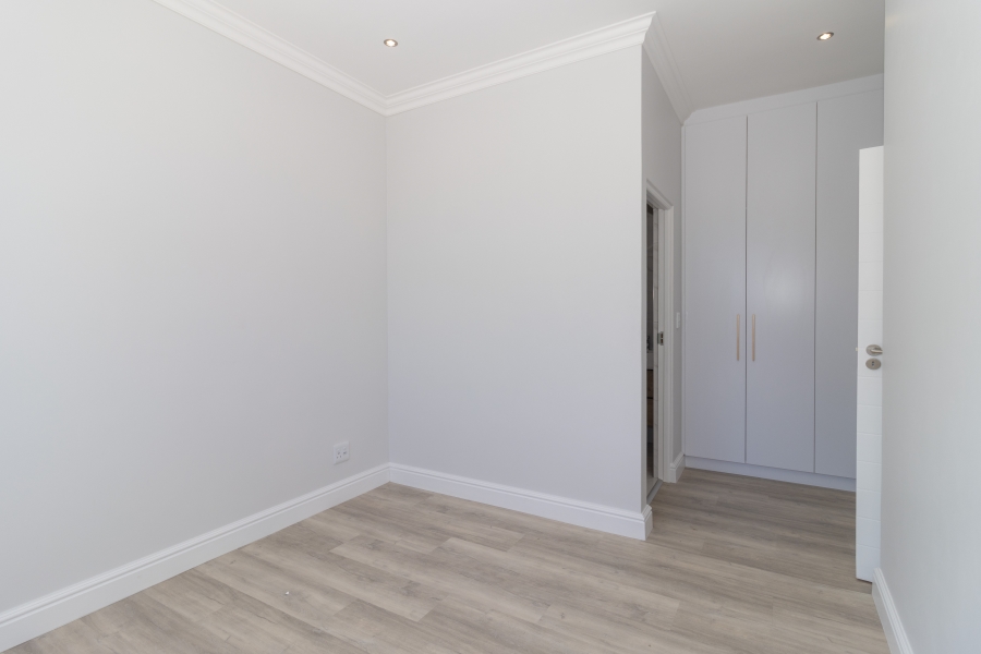 4 Bedroom Property for Sale in Sandown Western Cape